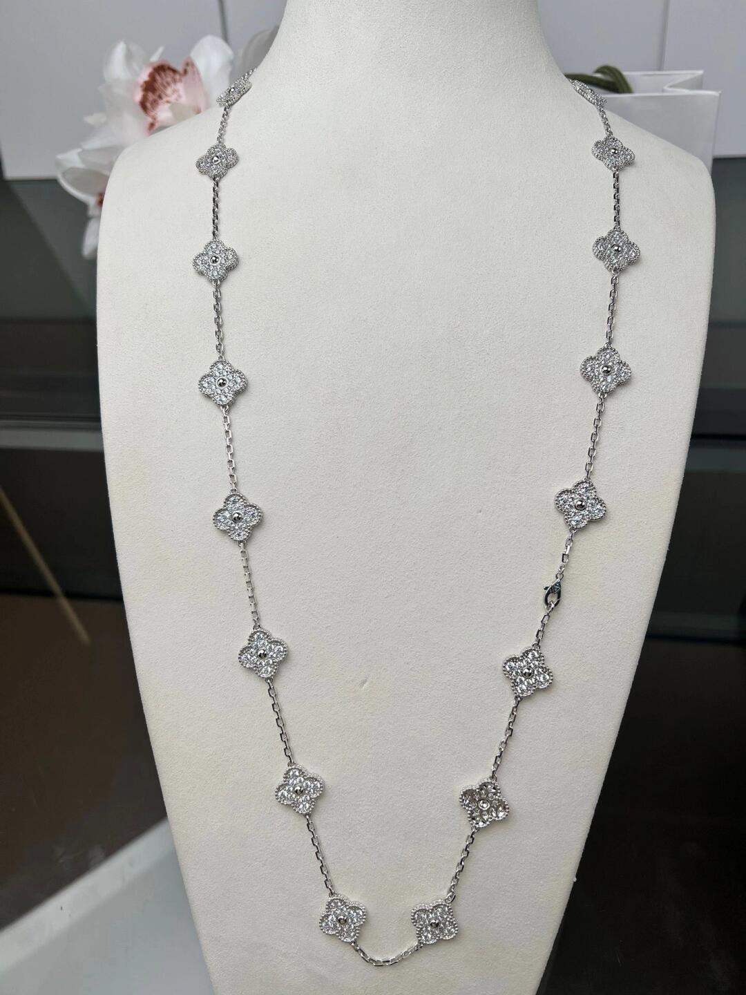 [GALE]]CLOVER 20 MOTIFS DIAMOND SILVER